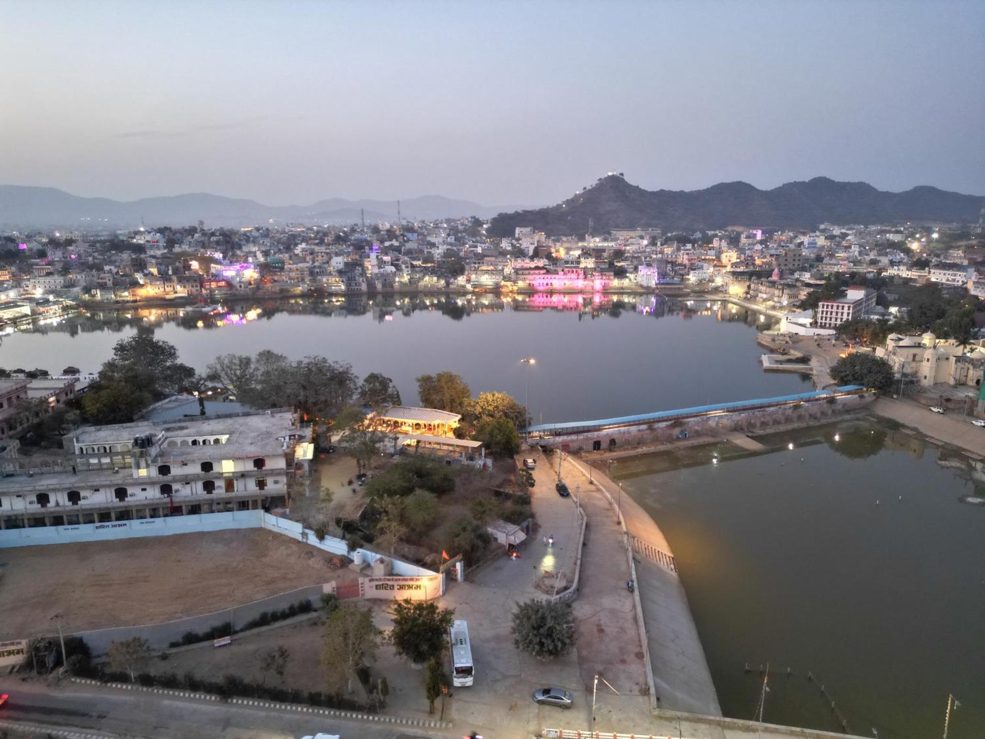 Hotel The Pushkar Flower Exterior foto